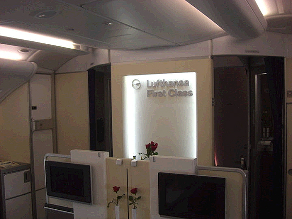 Lufthansa A 380 First Lufthansa A 380 First