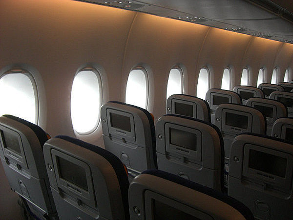 Lufthansa A 380 economy Lufthansa A 380 economy
