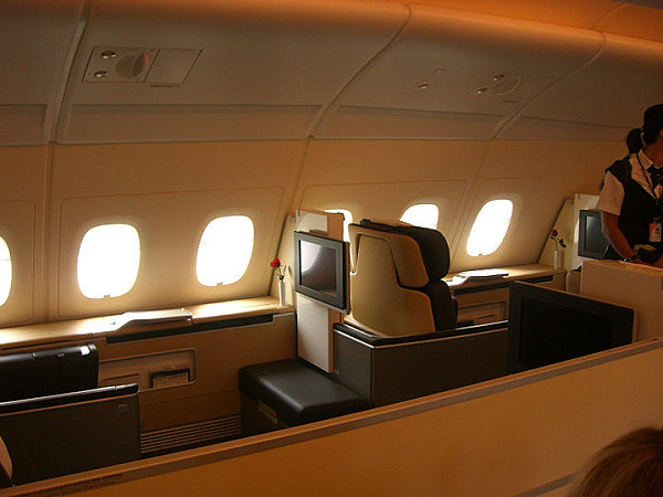 Lufthansa A 380 First Lufthansa A 380 First